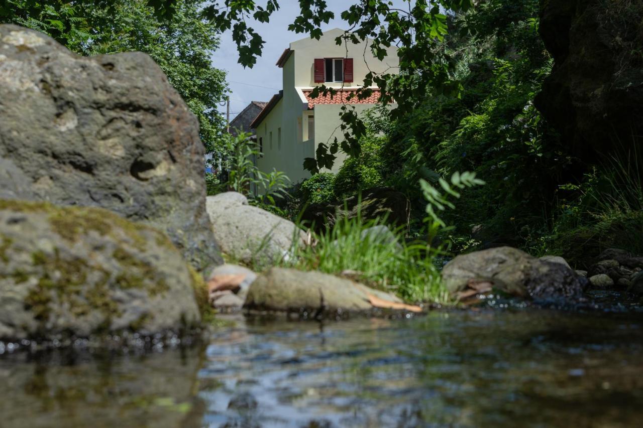 Casa Da Ribeira Dos Moinhos Villa ฮิเบย์รา กรันเจ ภายนอก รูปภาพ